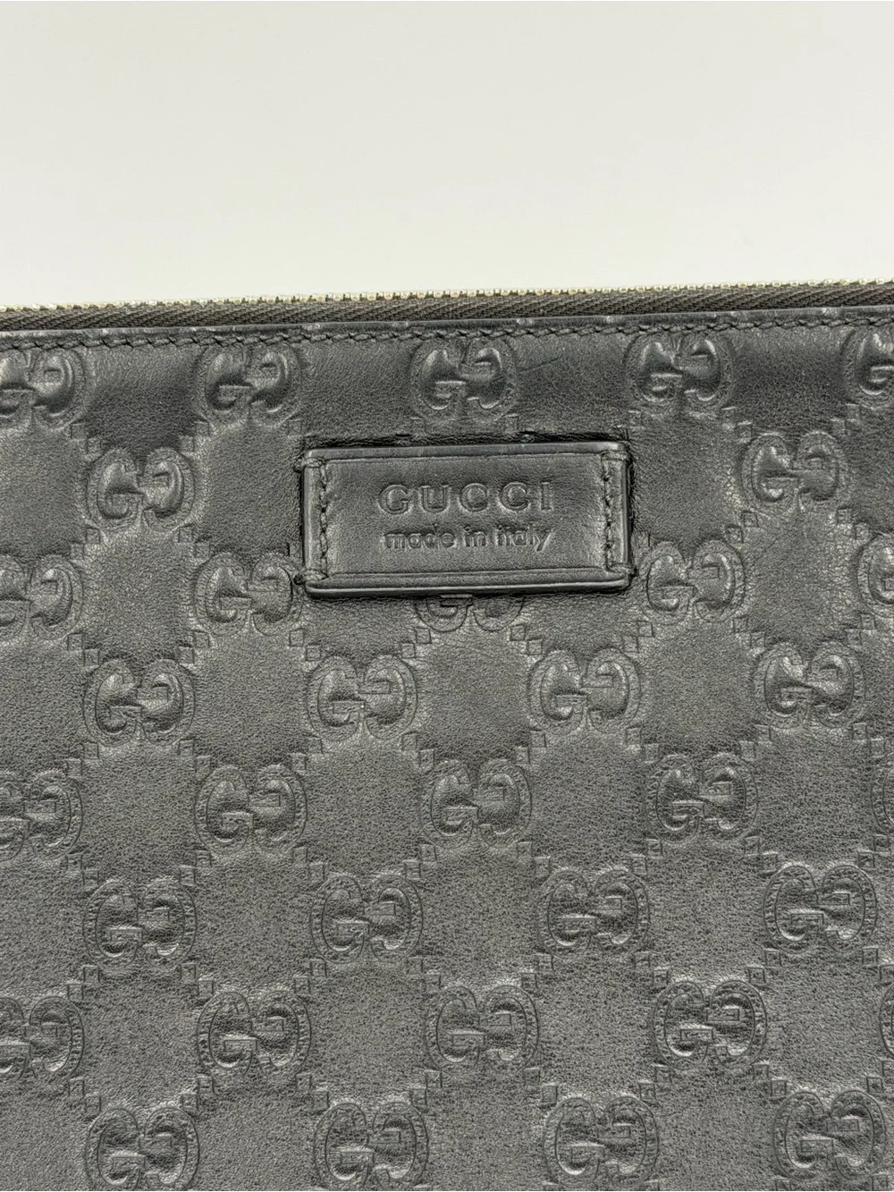Gucci Black Embossed GG Leather Clutch/Wristlet w/Entrupy COA
